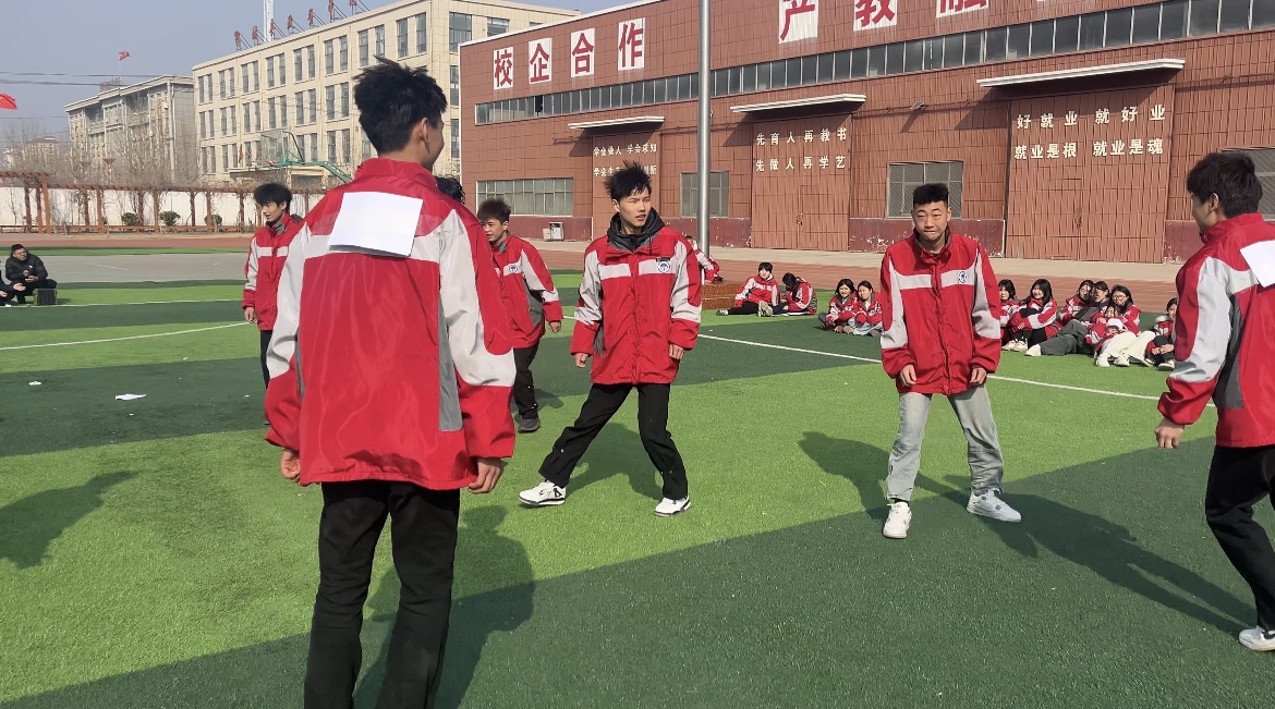 新華職業(yè)培訓(xùn)學(xué)校