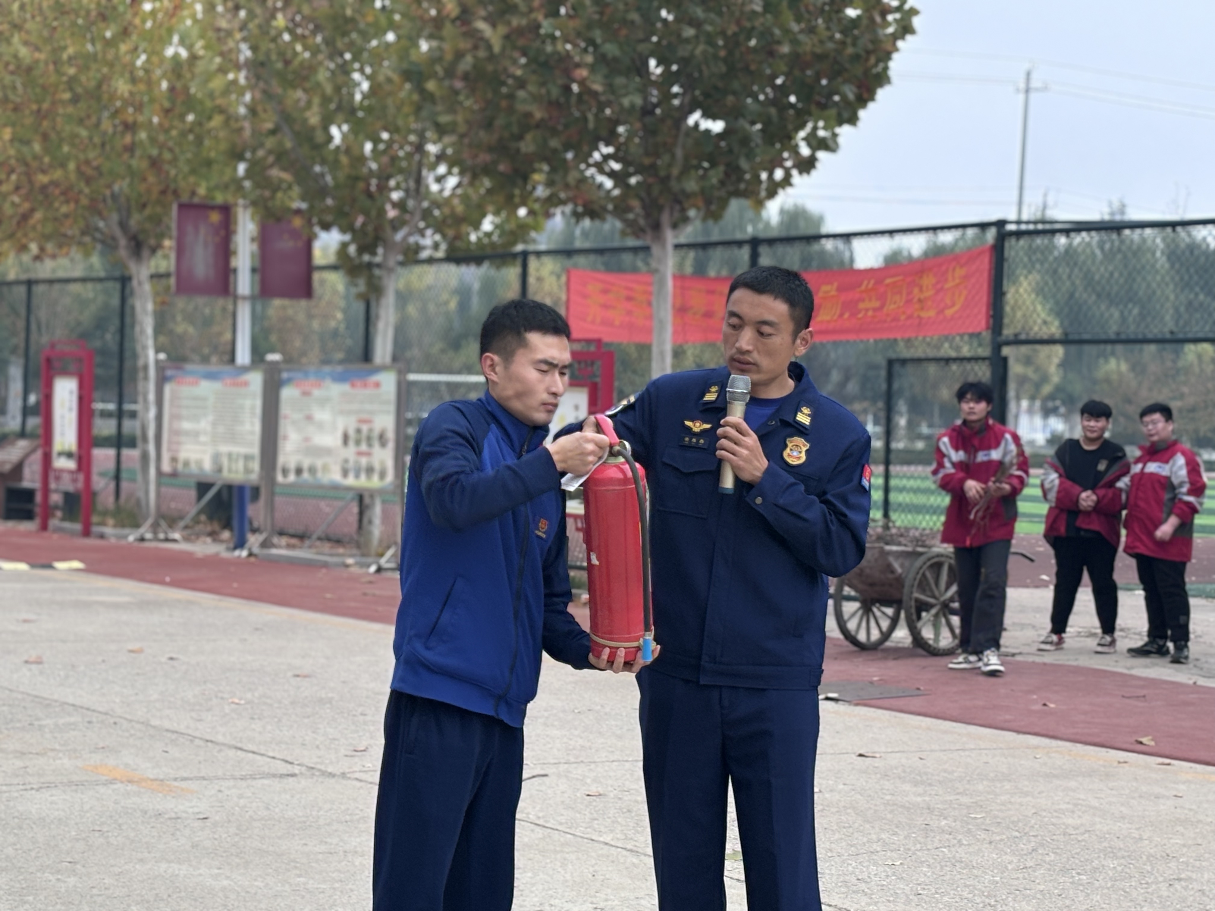 新華職業(yè)培訓(xùn)學(xué)校